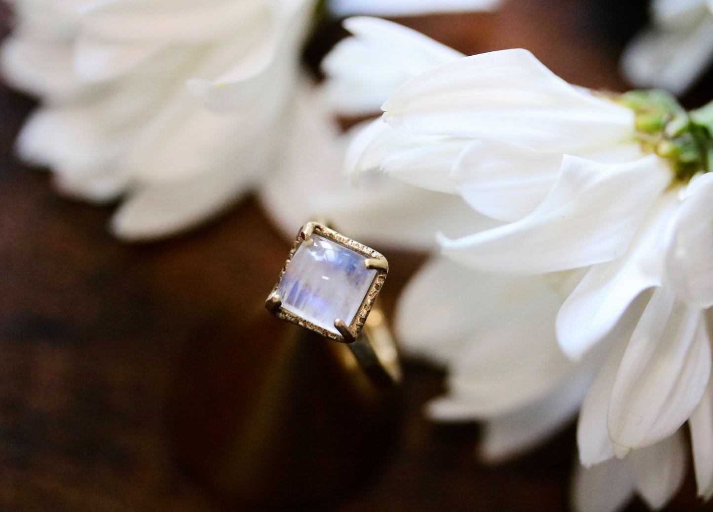 blue moonstone ring