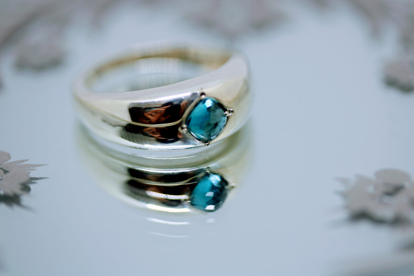rose cut london blue topaz silver ring