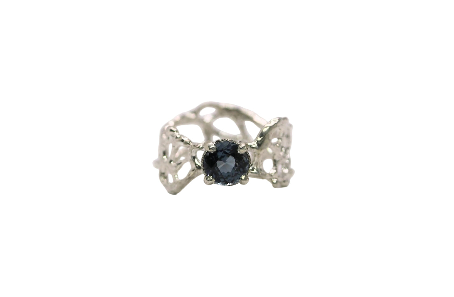 Blue Spinel Asatsuyu Jukai Ring