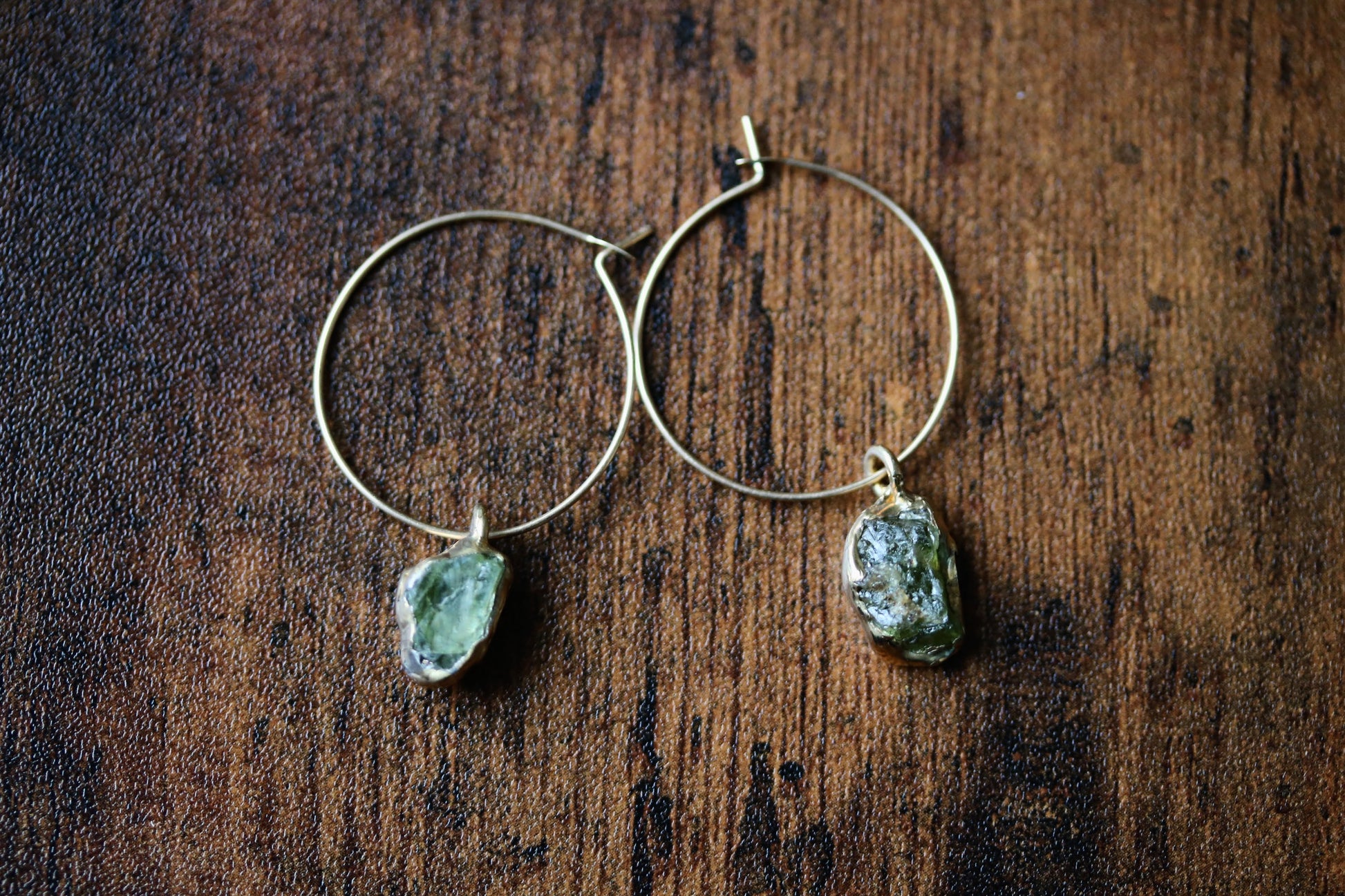 rough peridot gold hoop earrings