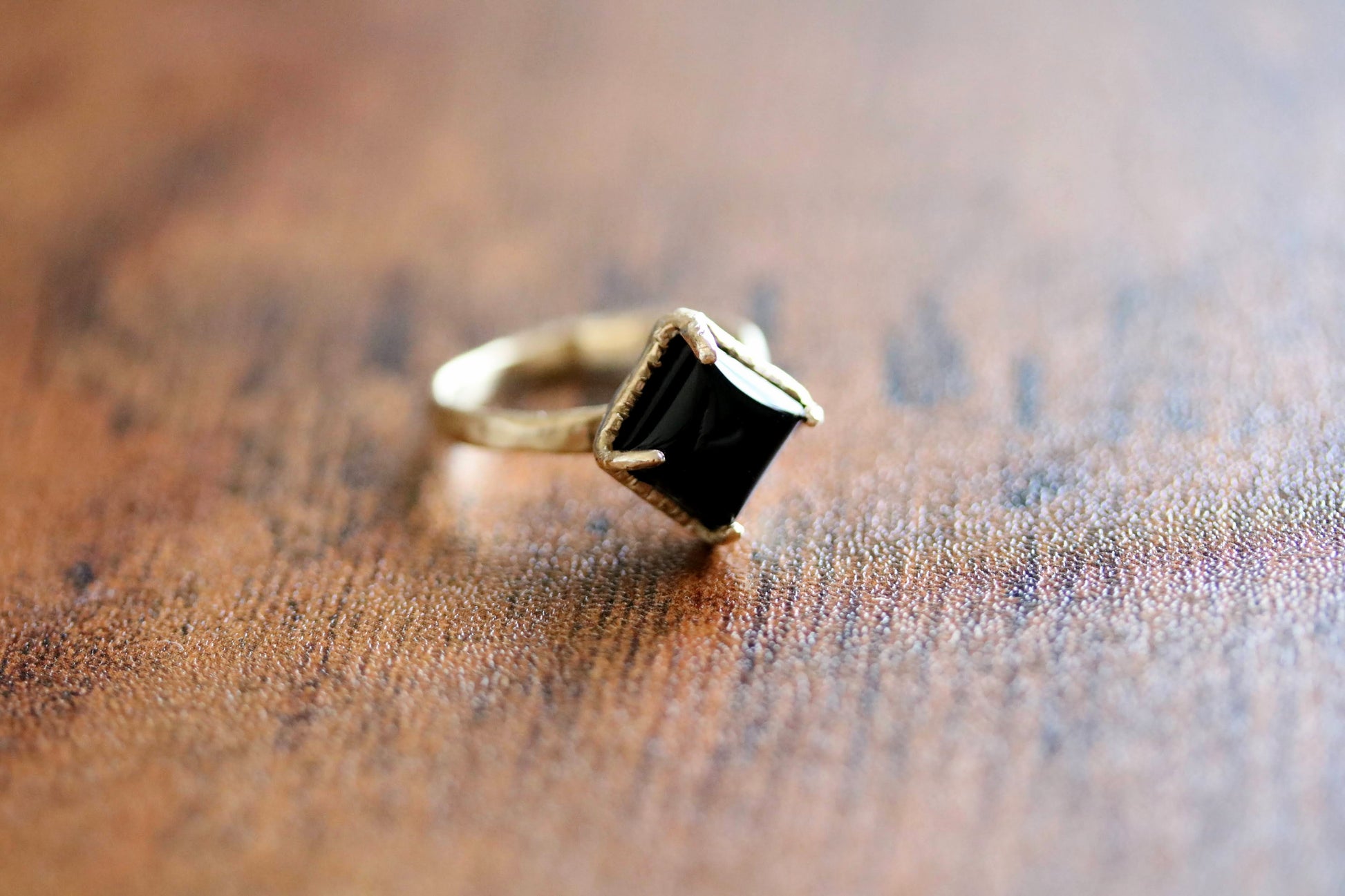 square black onyx gold ring