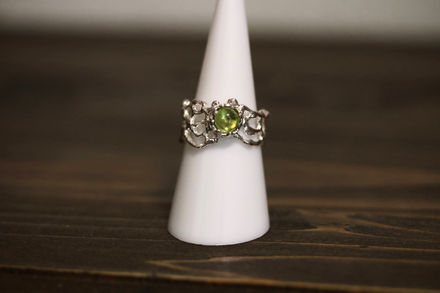peridot silver ring