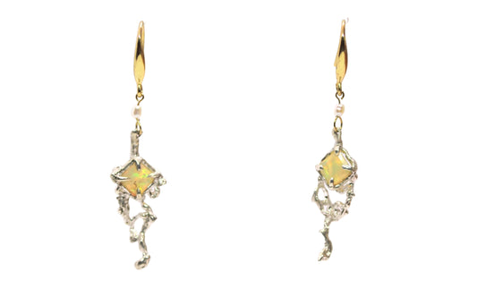 opal slver dangle earrings
