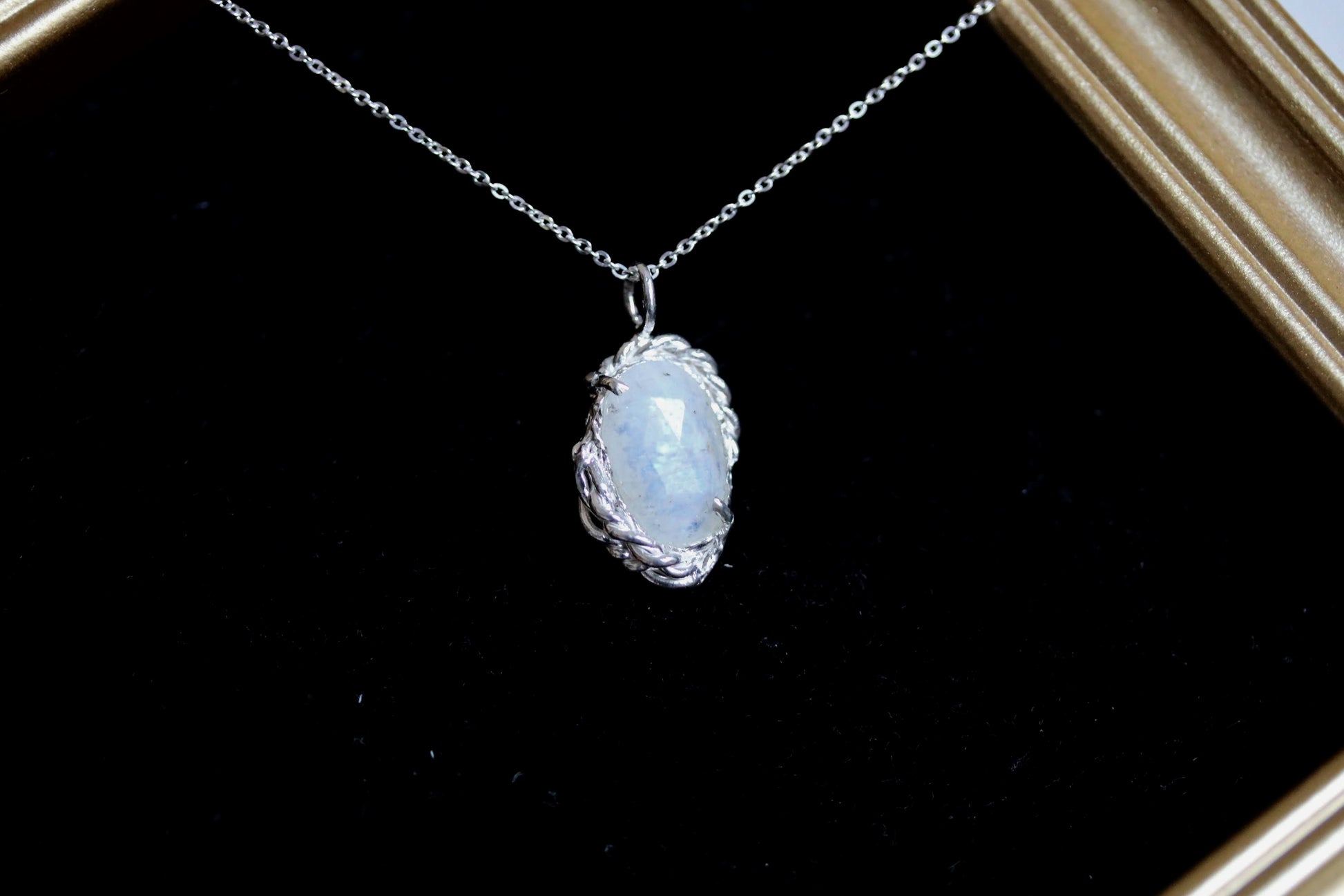 white moonstone silver necklace