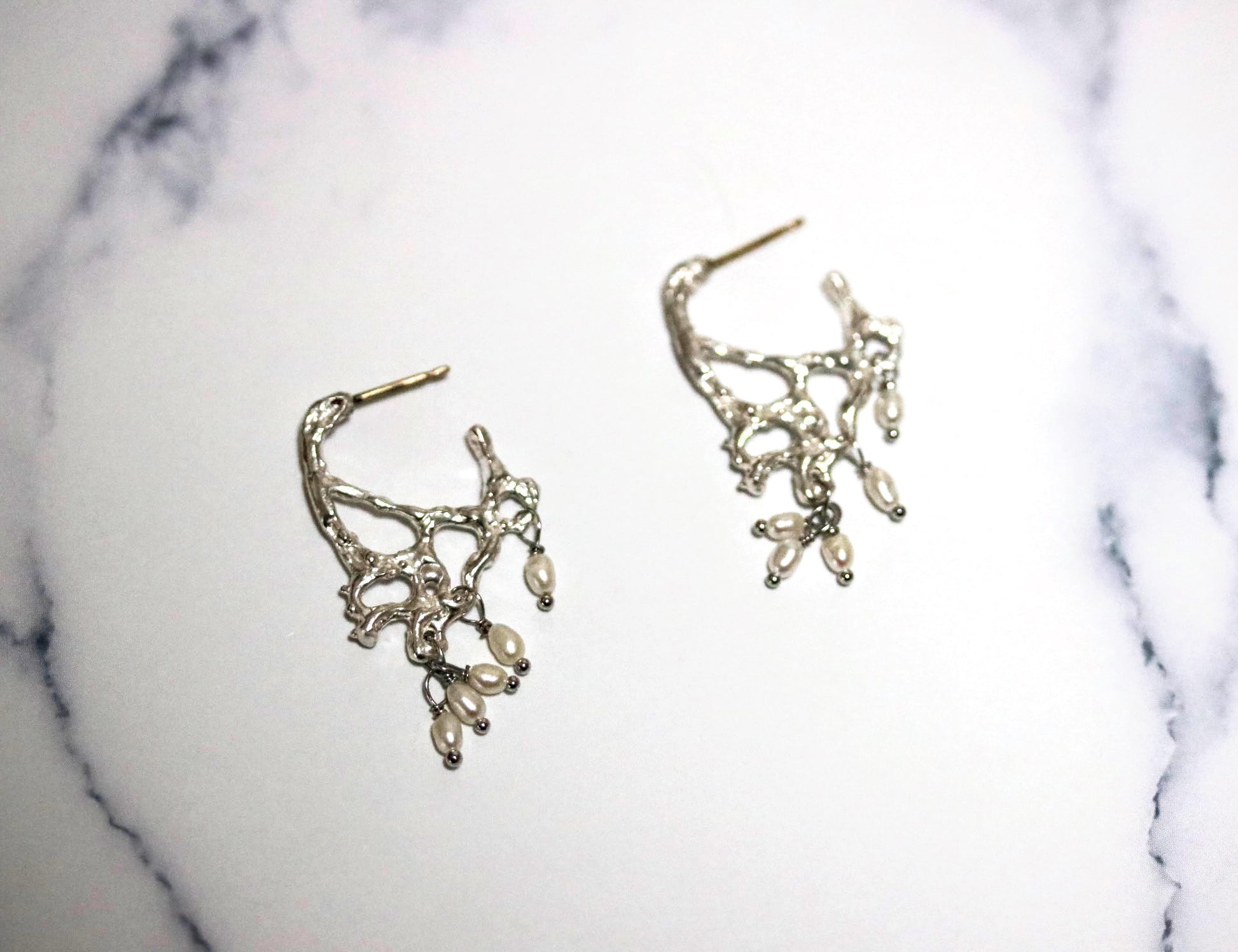 silver earrings with pearls