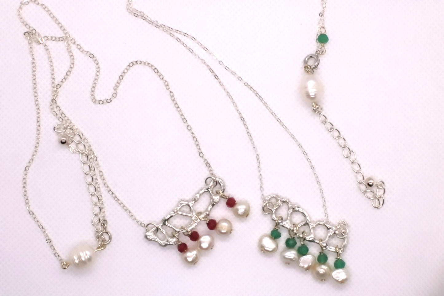 emerald and ruby pearl necklace