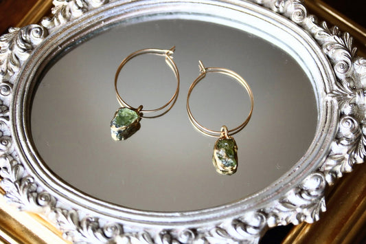 raw peridot gold hoop earrings