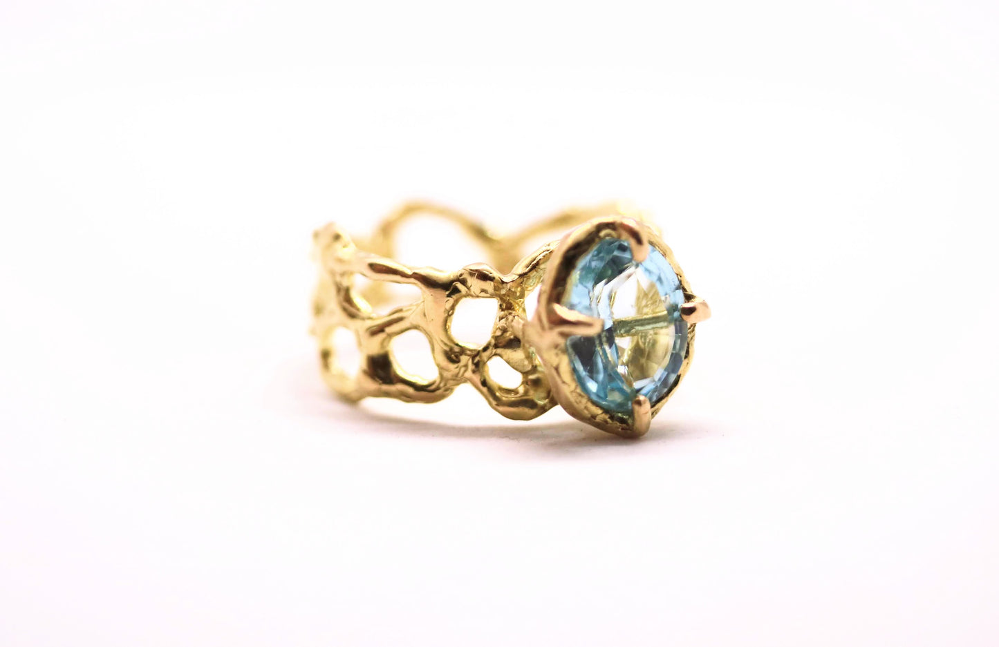 Jukai Gold Ring with Oval Blue Topaz OOK
