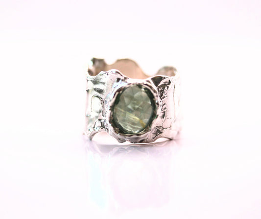 green kyanite silver ring
