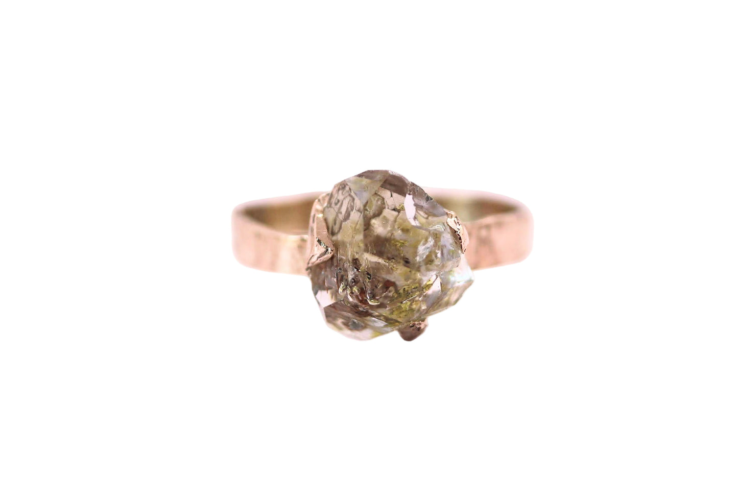 oil in quartz gold solitaire ring