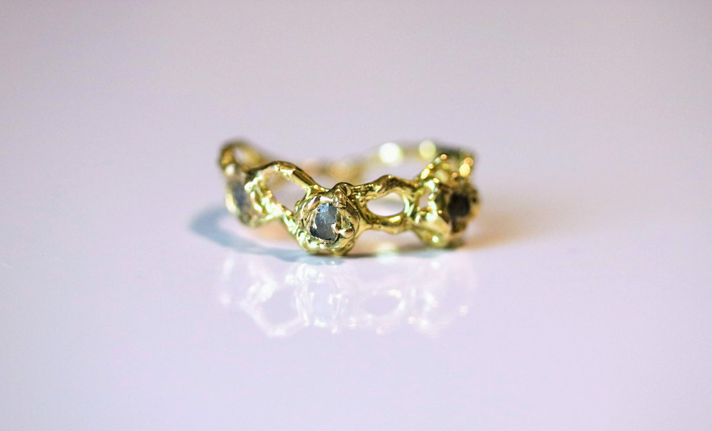 Jukai Gold Ring with Three Diamonds