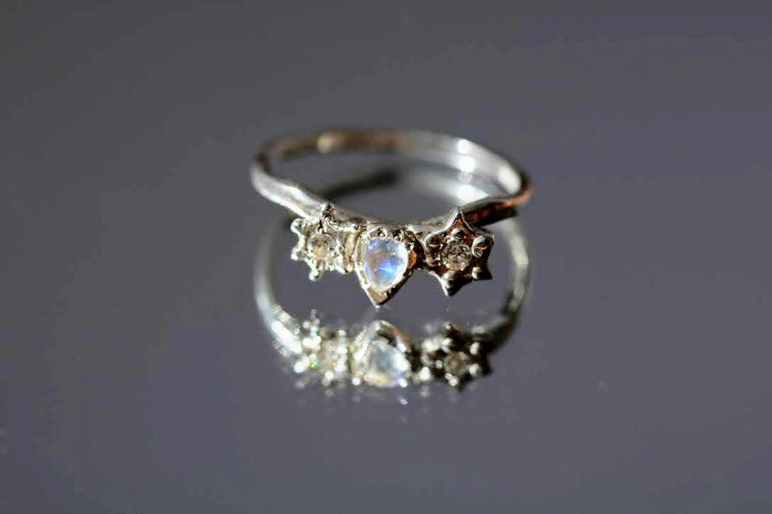 rainbow moonstone silver ring