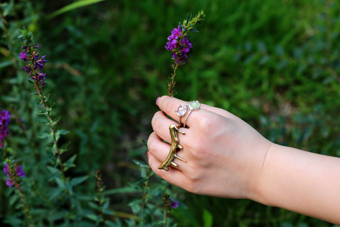 Melted Metal Stream Double Finger Ring