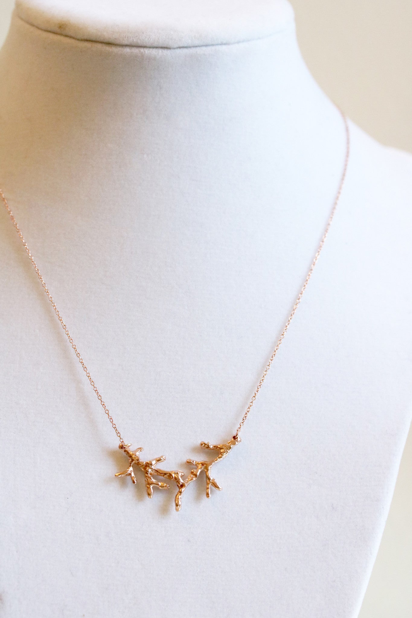 coral reef necklace