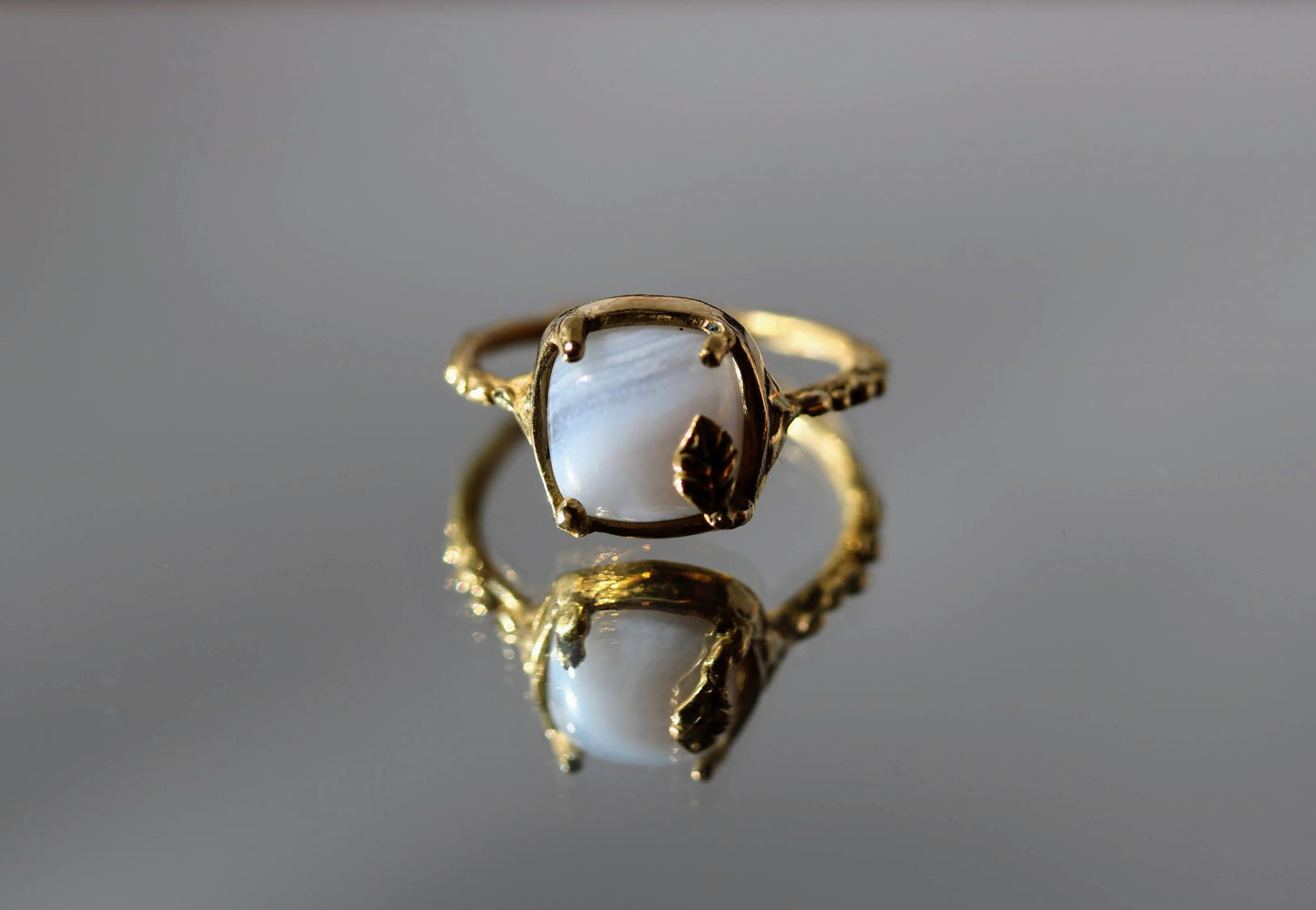 solitaire agate ring