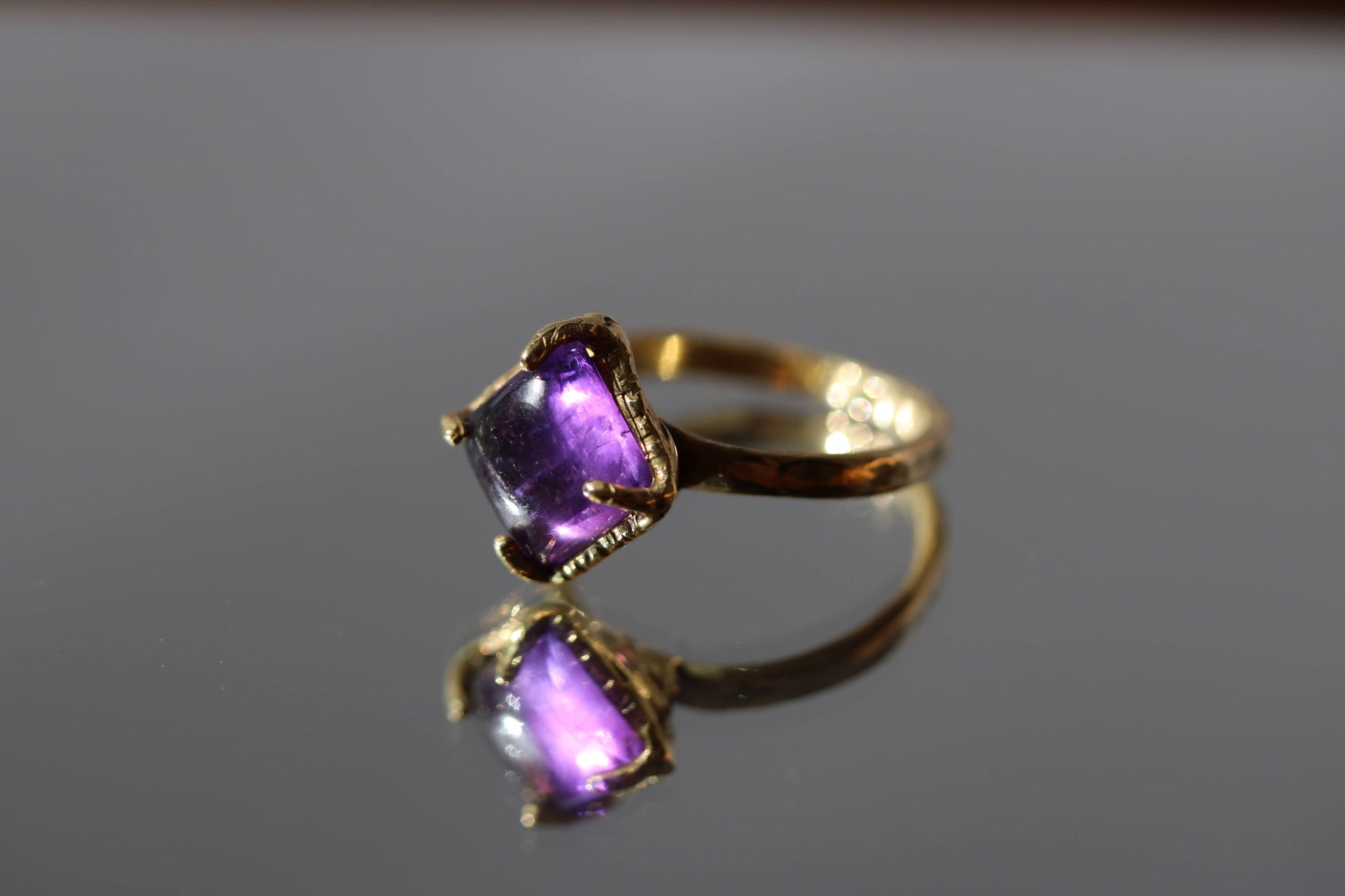 square amethyst gold ring