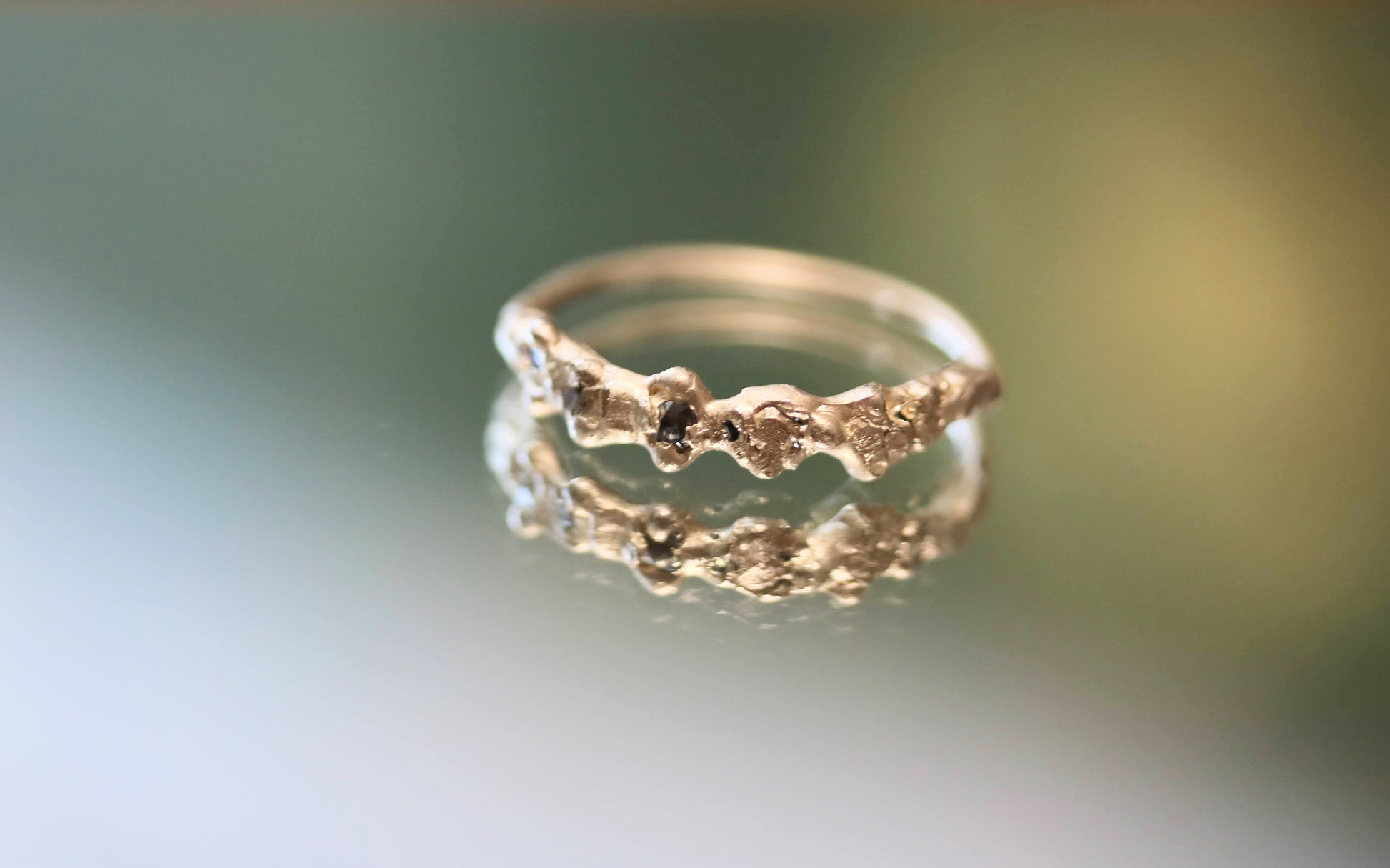 cast sapphire gold ring