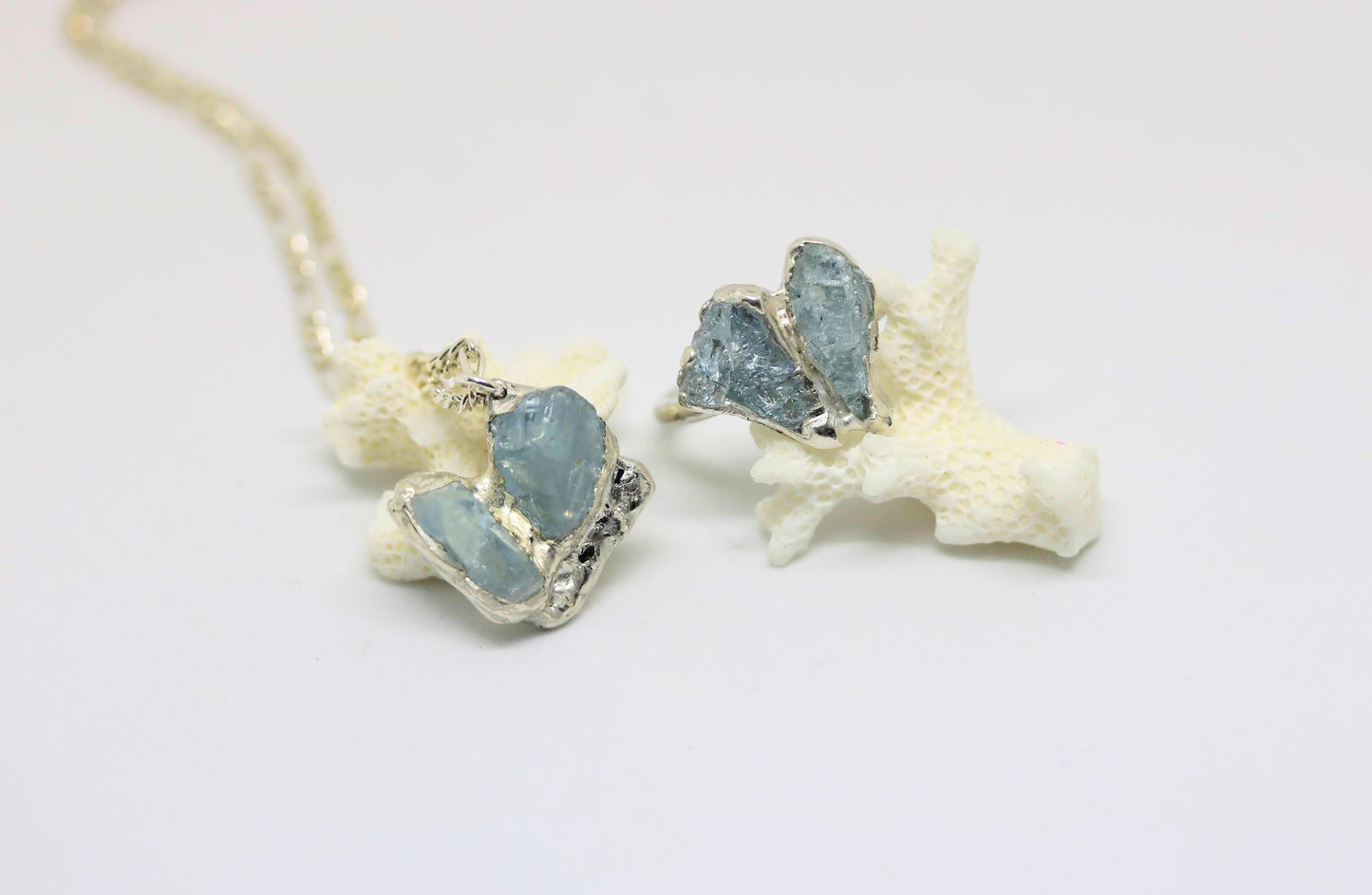 raw aquamarine heart jewelry