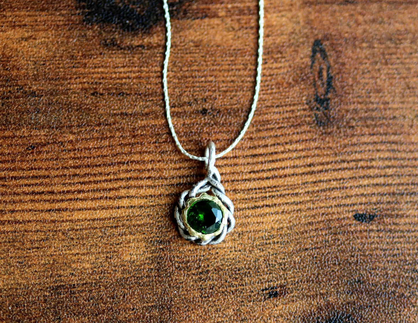 gold diopside silver necklace