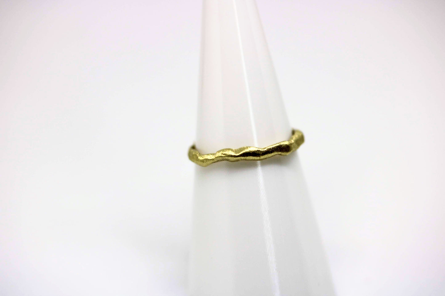 textured gold ring