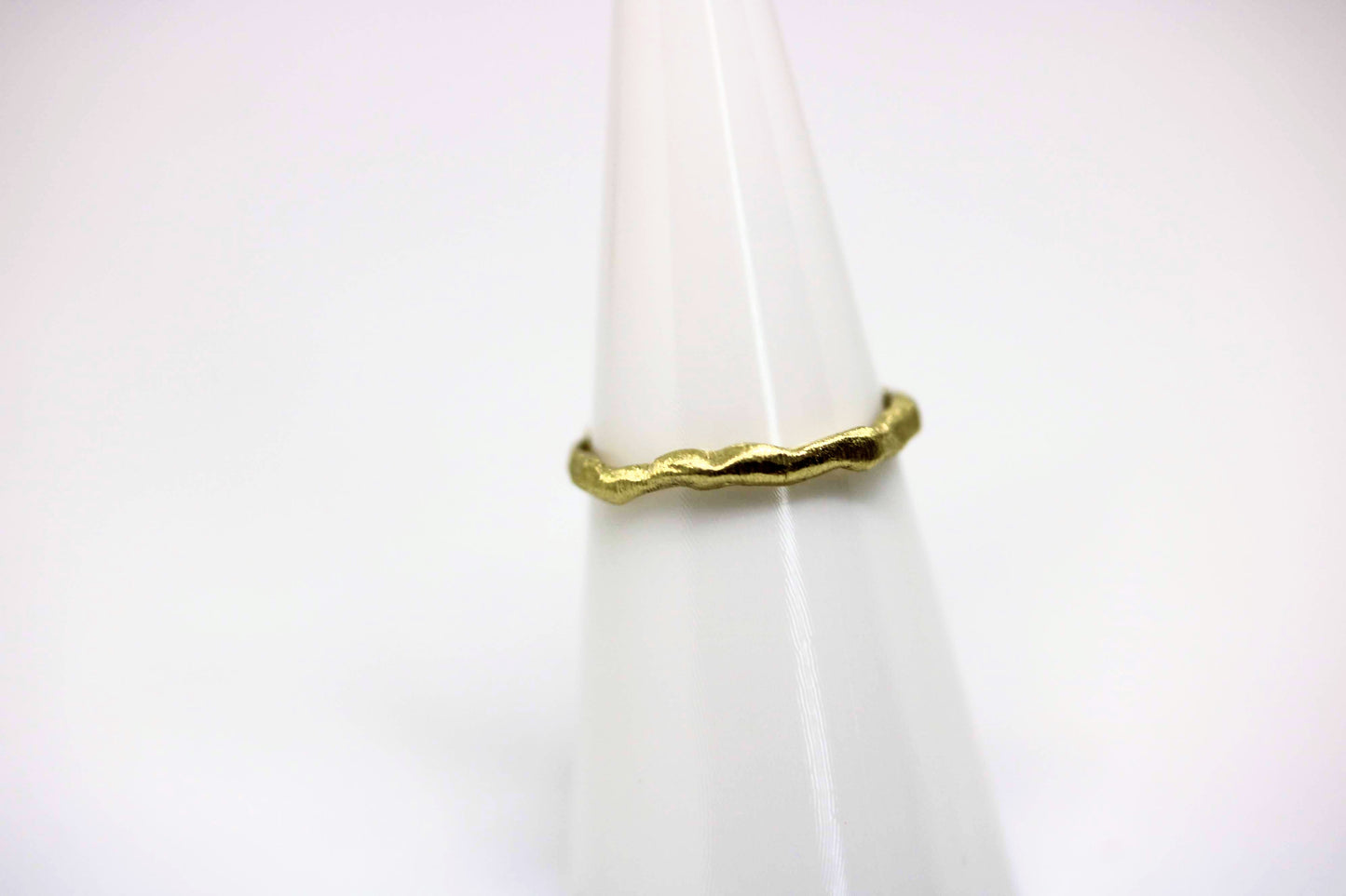 textured gold ring